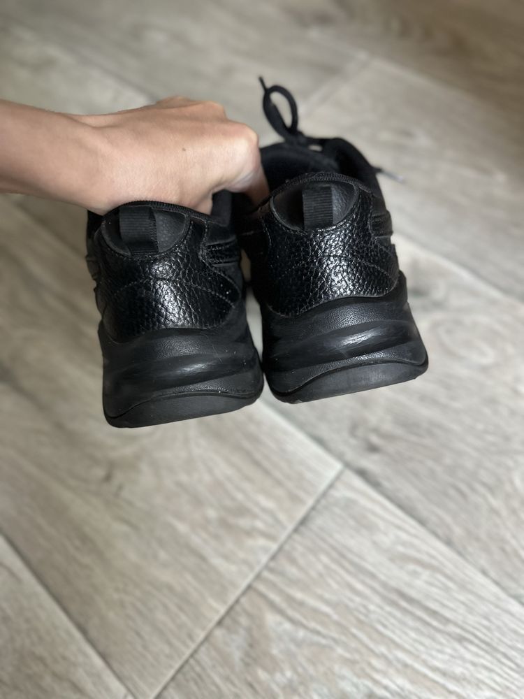 Кросівки Puma Cilia 38.5