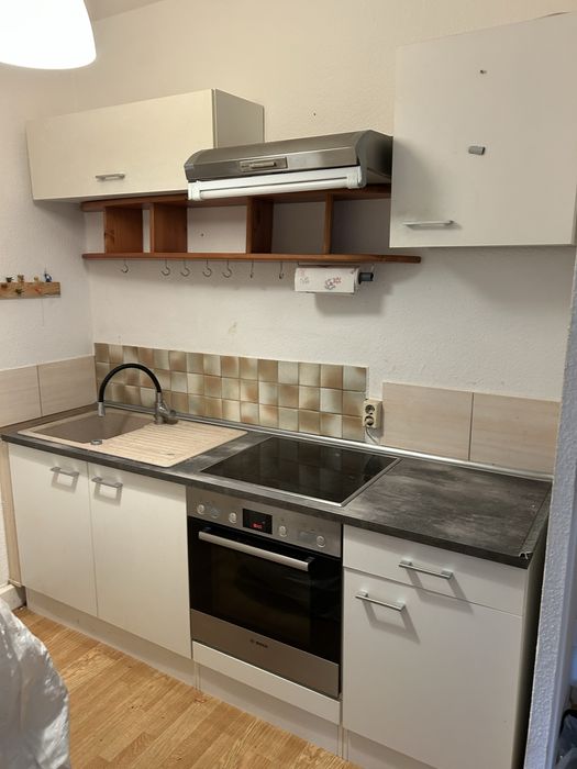 Ładne meble kuchenne w zabudowie. Komis u Równego Maszewo.szer 220 cm