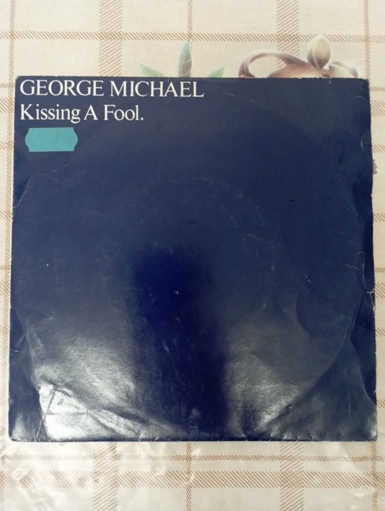 Disco Vinil -George Michael -Kissing A Fool