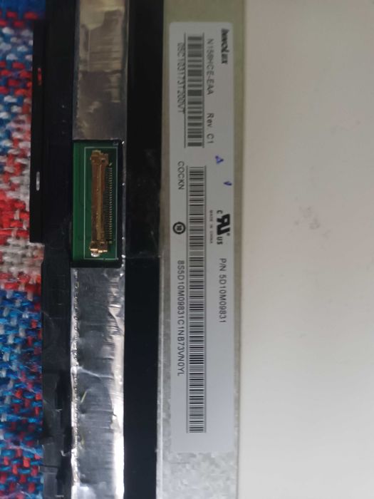 Lenovo Y720 matryca z ramka