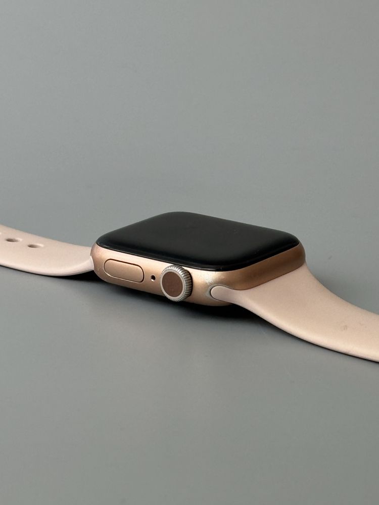 Apple Watch S6 40MM б/у оригінал