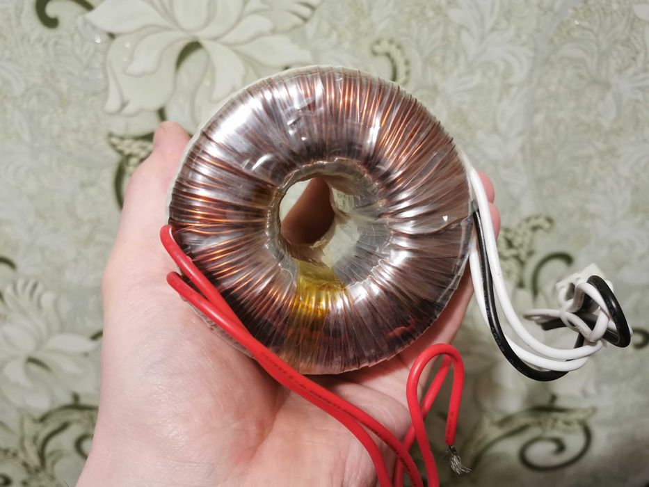 Трансформатор тороидальный для усилителя или другой техники