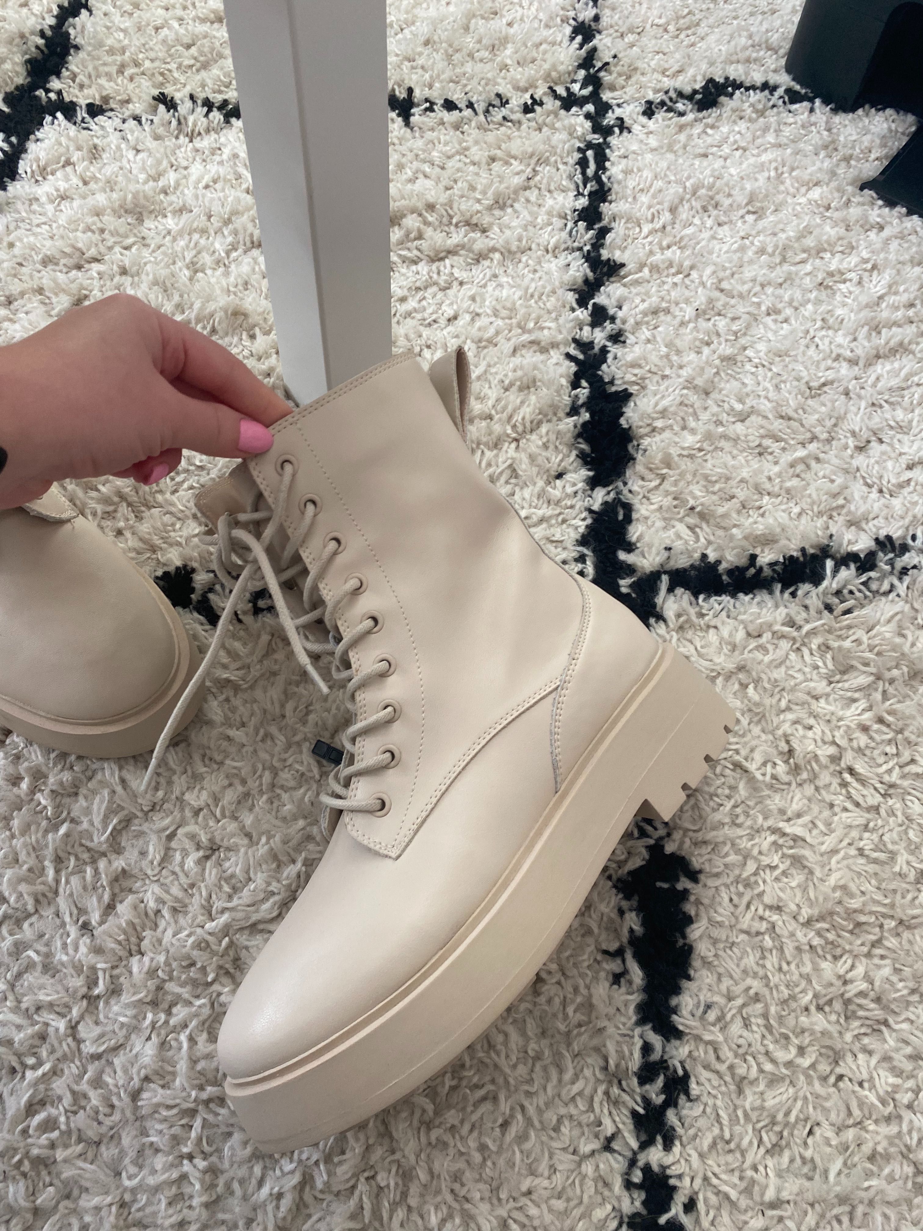 Buty na platformie bezowe trapery 40 reserved nowe