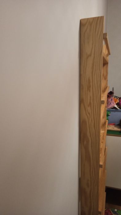 Regał, biblioteczka na książki dla dzieci