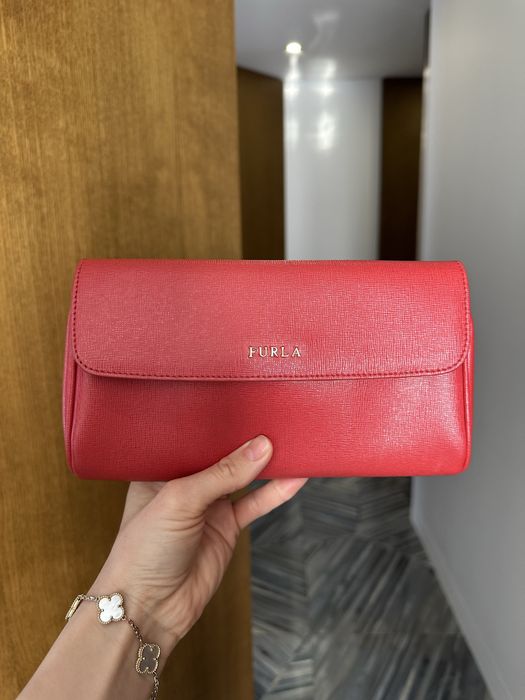 Сумка від Furla червона як нова