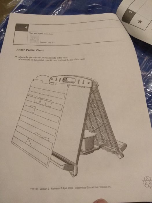 Cavalete/quadro magnético apagável