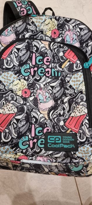 Шкільний портфель