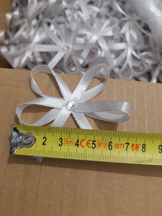 Kokardki zawieszki wstążki srebrne na butelki alkohol wódkę wesele