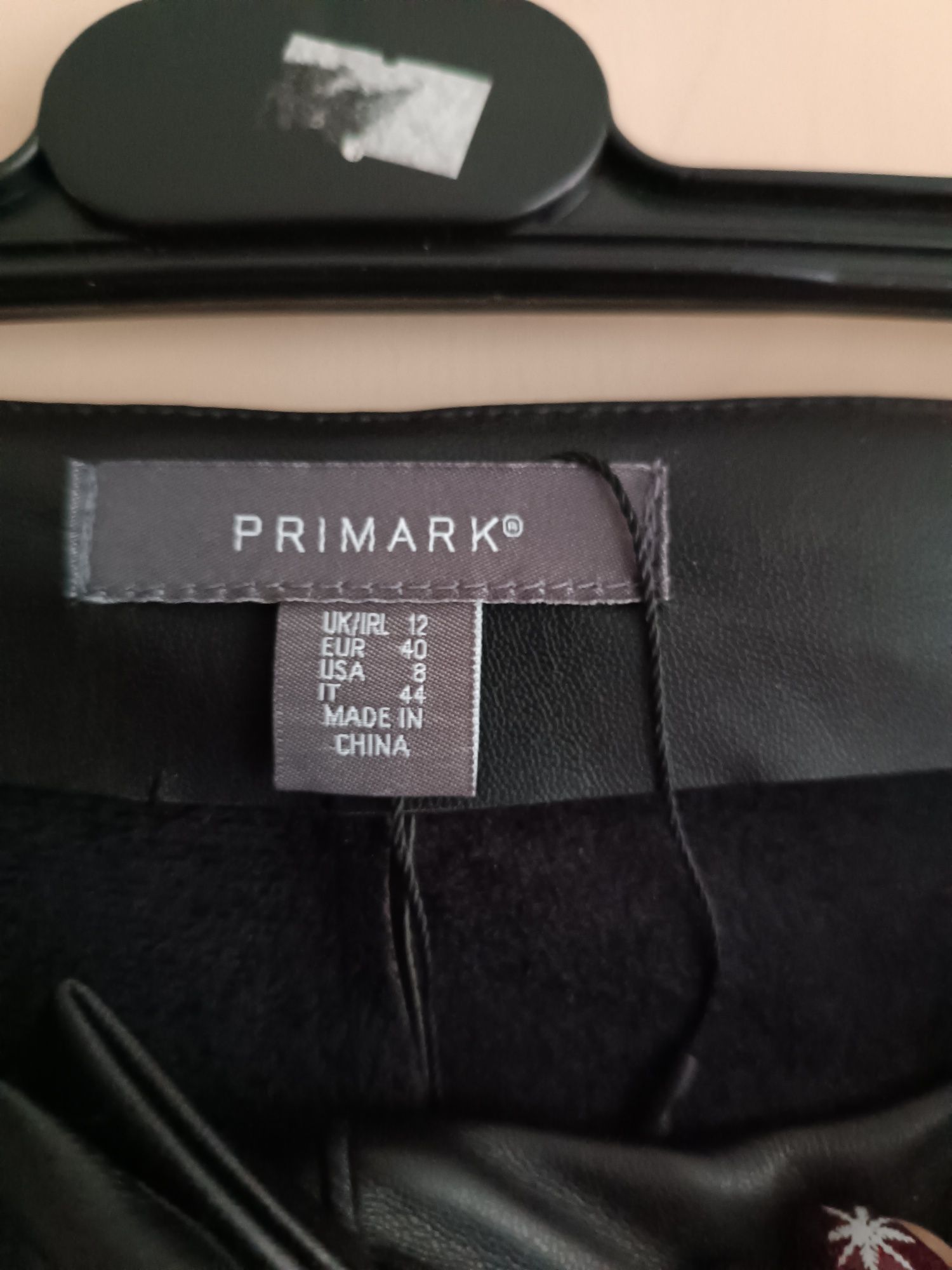 Spodnie eco-skóra czarne Primark ocieplane-40.Jak nowe