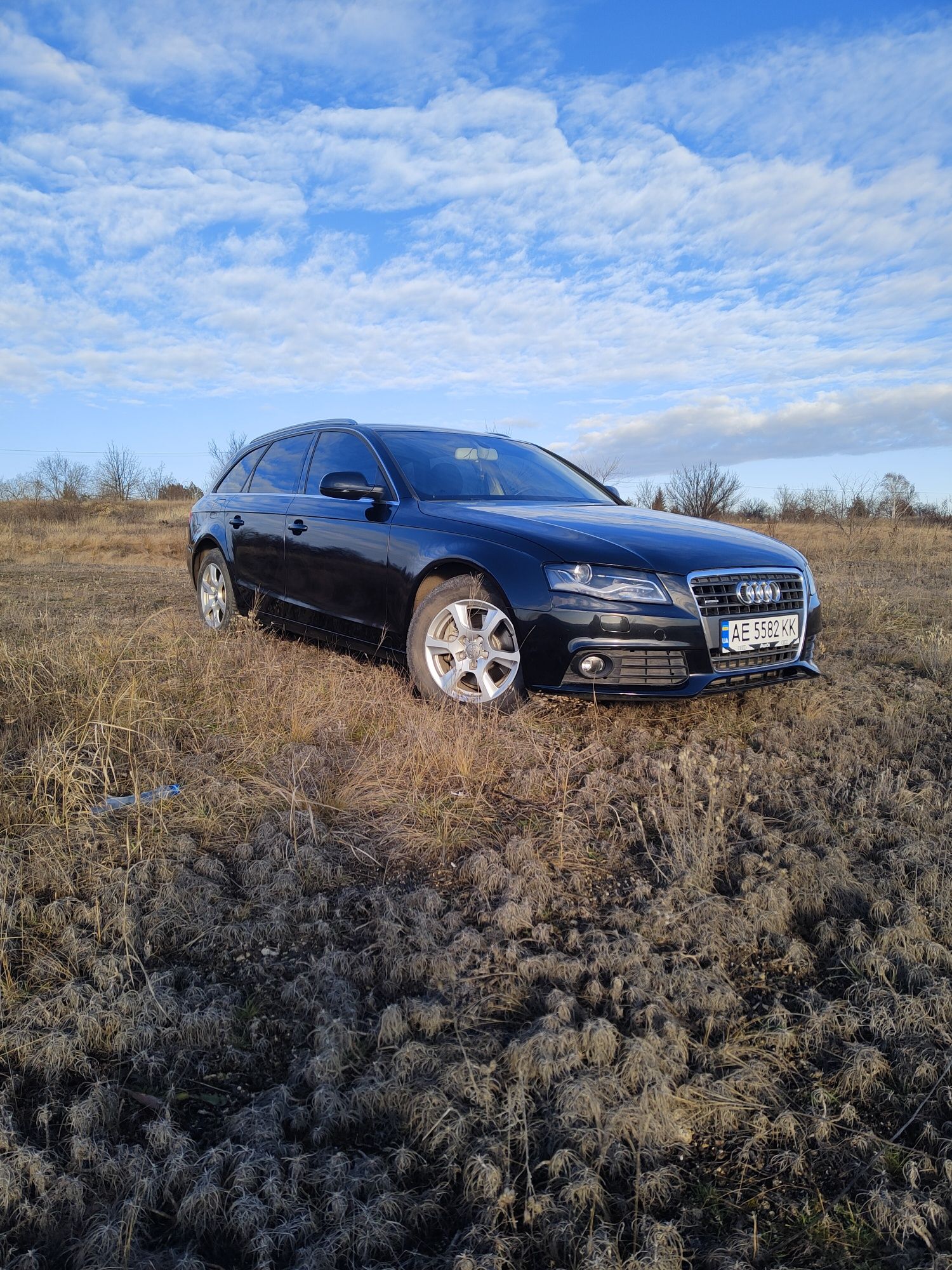 Продам Audi A4 b8 quattro