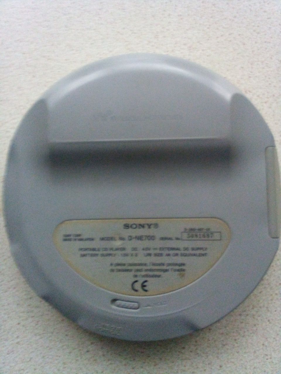 Продам  плеер cd