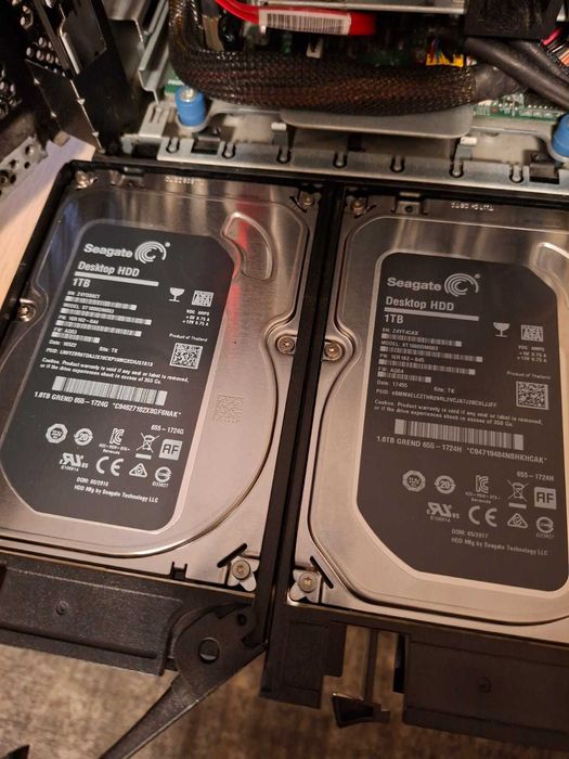 HP Microserver G7 + UnRAID + 2HDDs