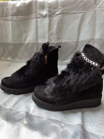 Зимові жіночі ботинки