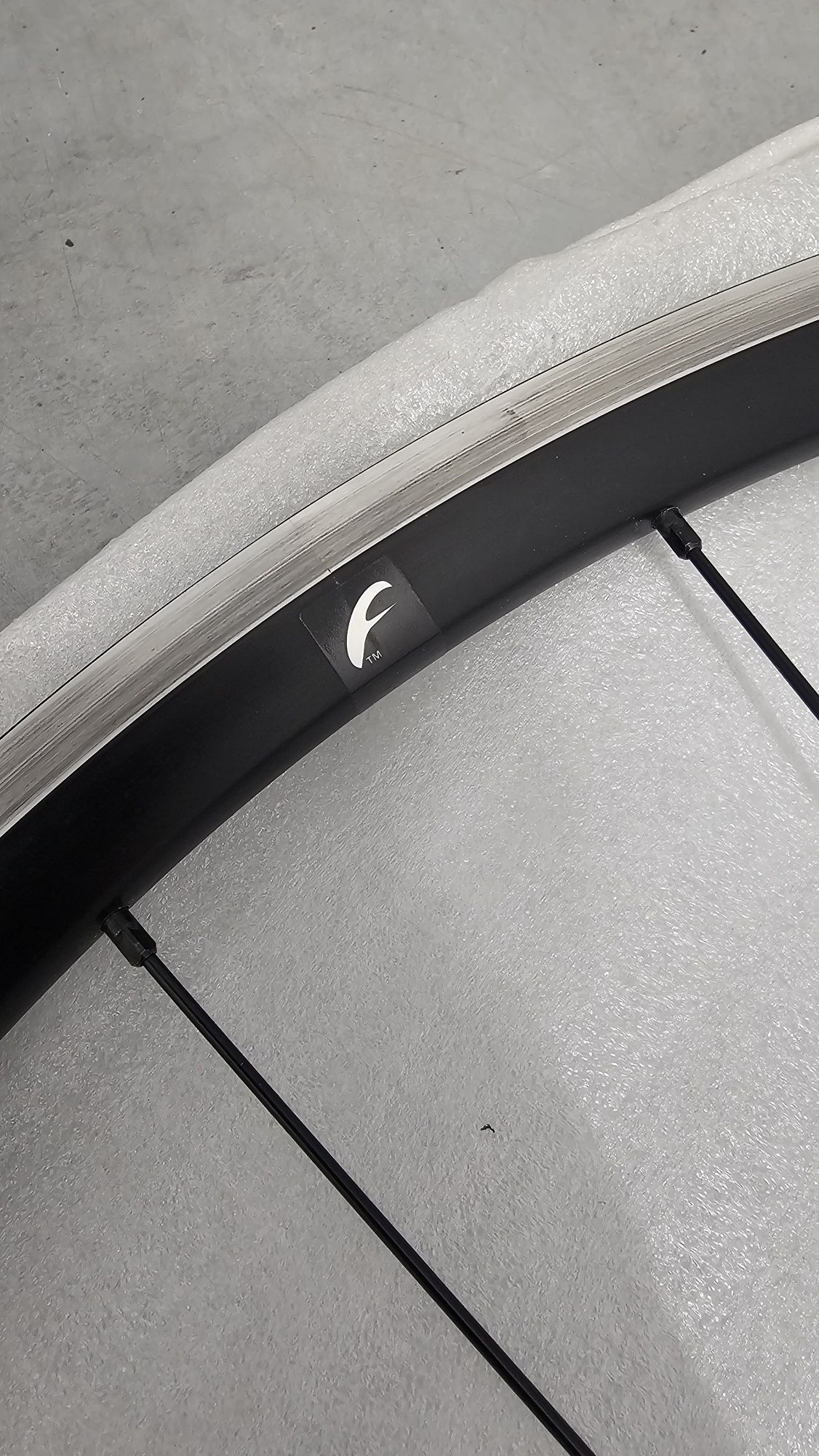 Koła rowerowe szosowe Falcrum Racing 900 700c, prawie nowe
