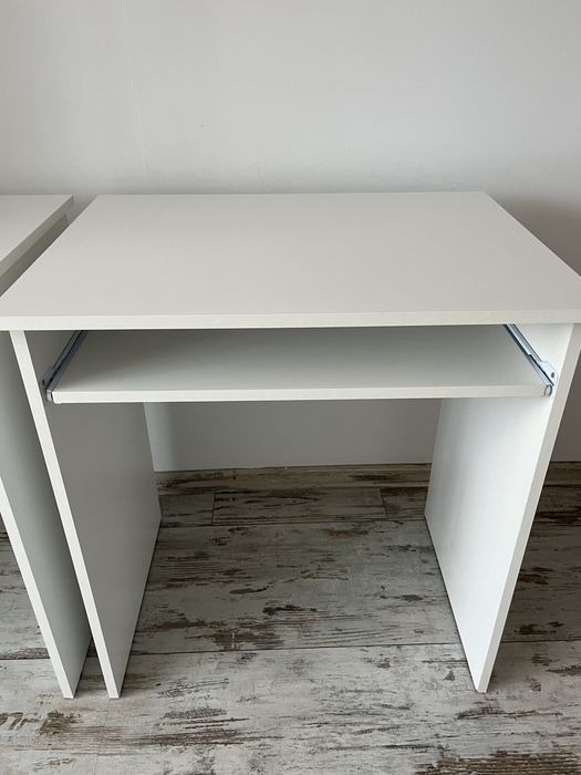 biurka białe dwie sztuki