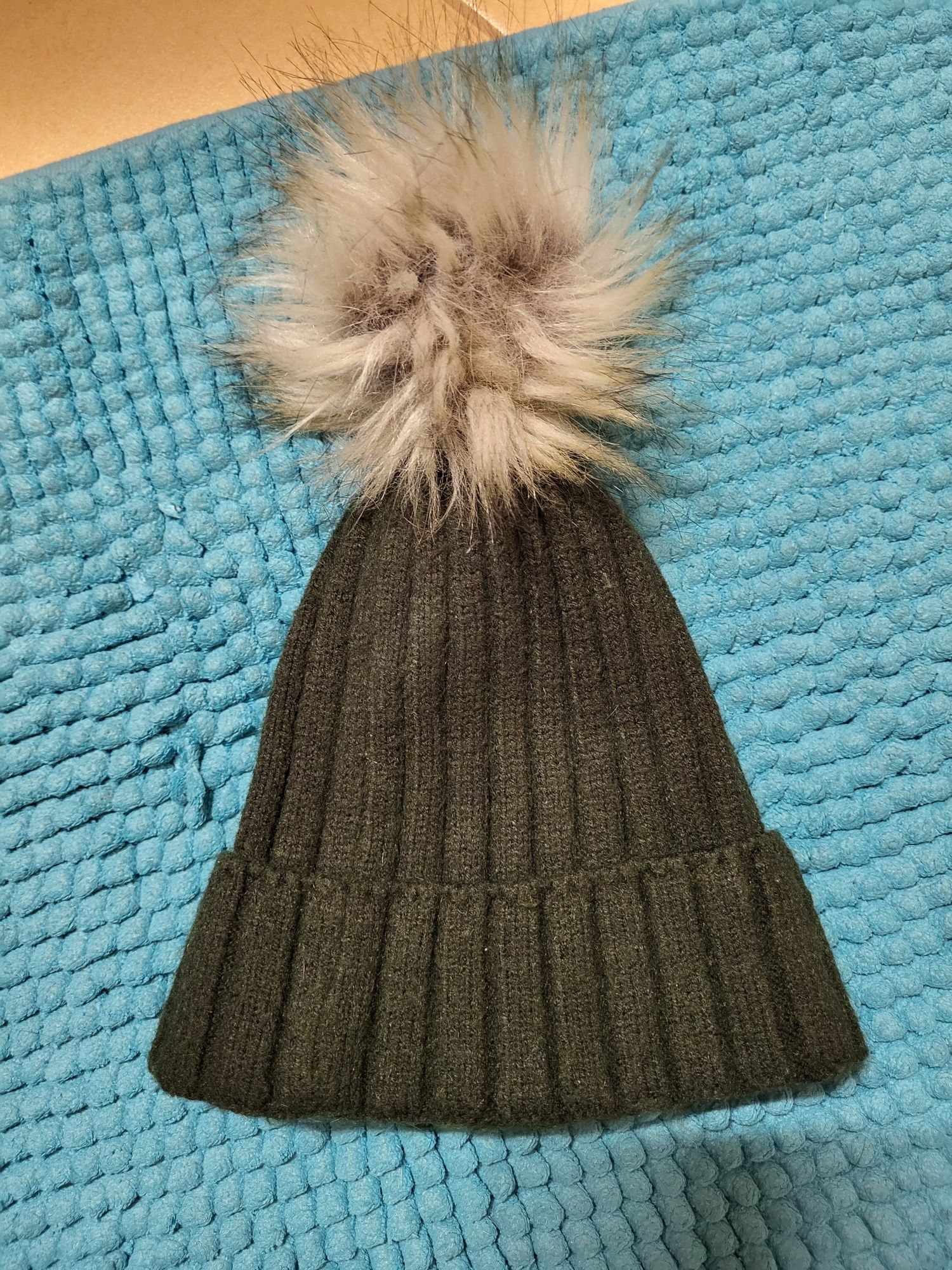 Czapka dzianinowa primark s/m.