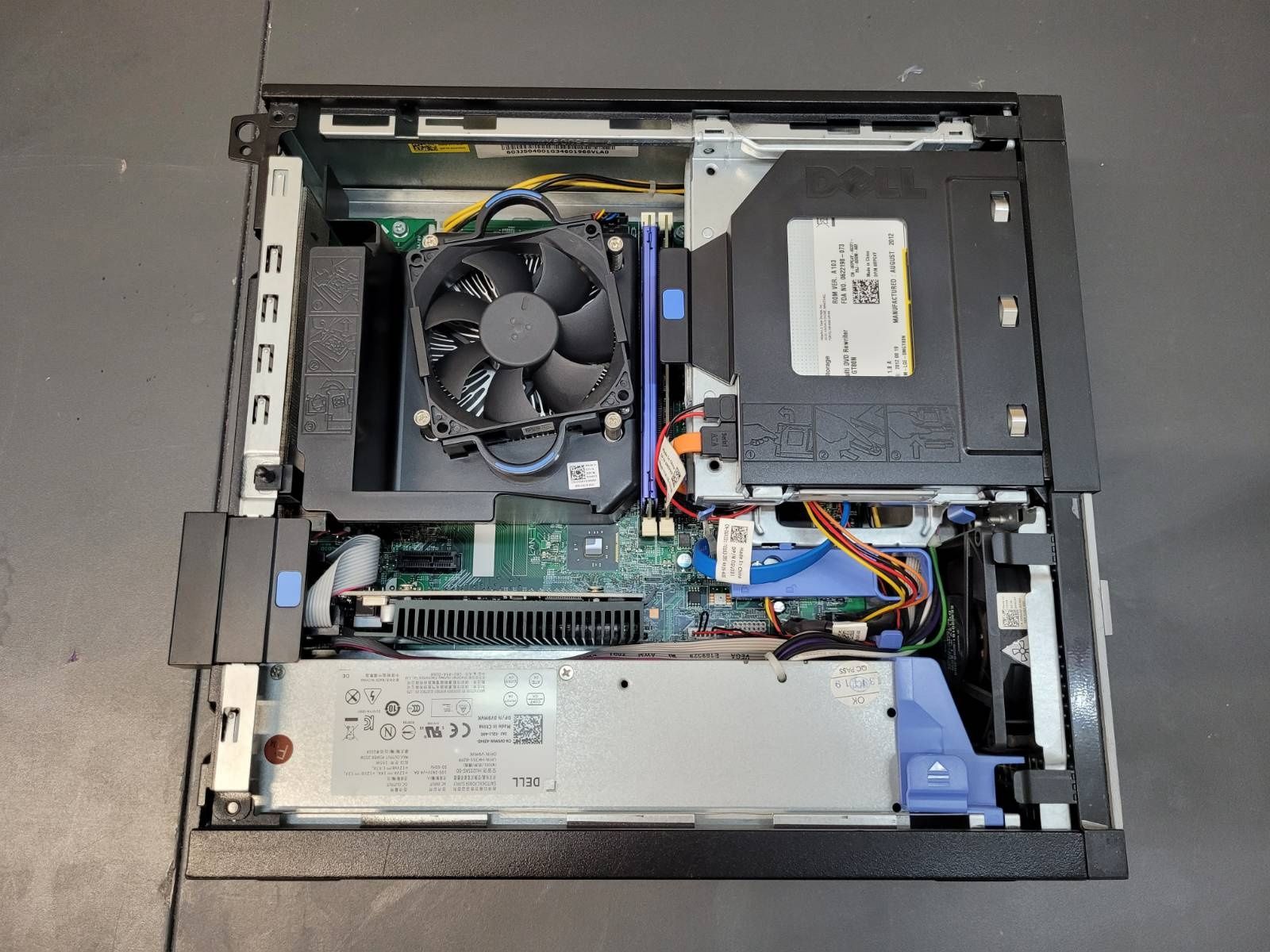 Komputer biurowy DELL 3020 i3 3,4ghz 6gb RAM 256gb SSD HDMI DP DVI VGA