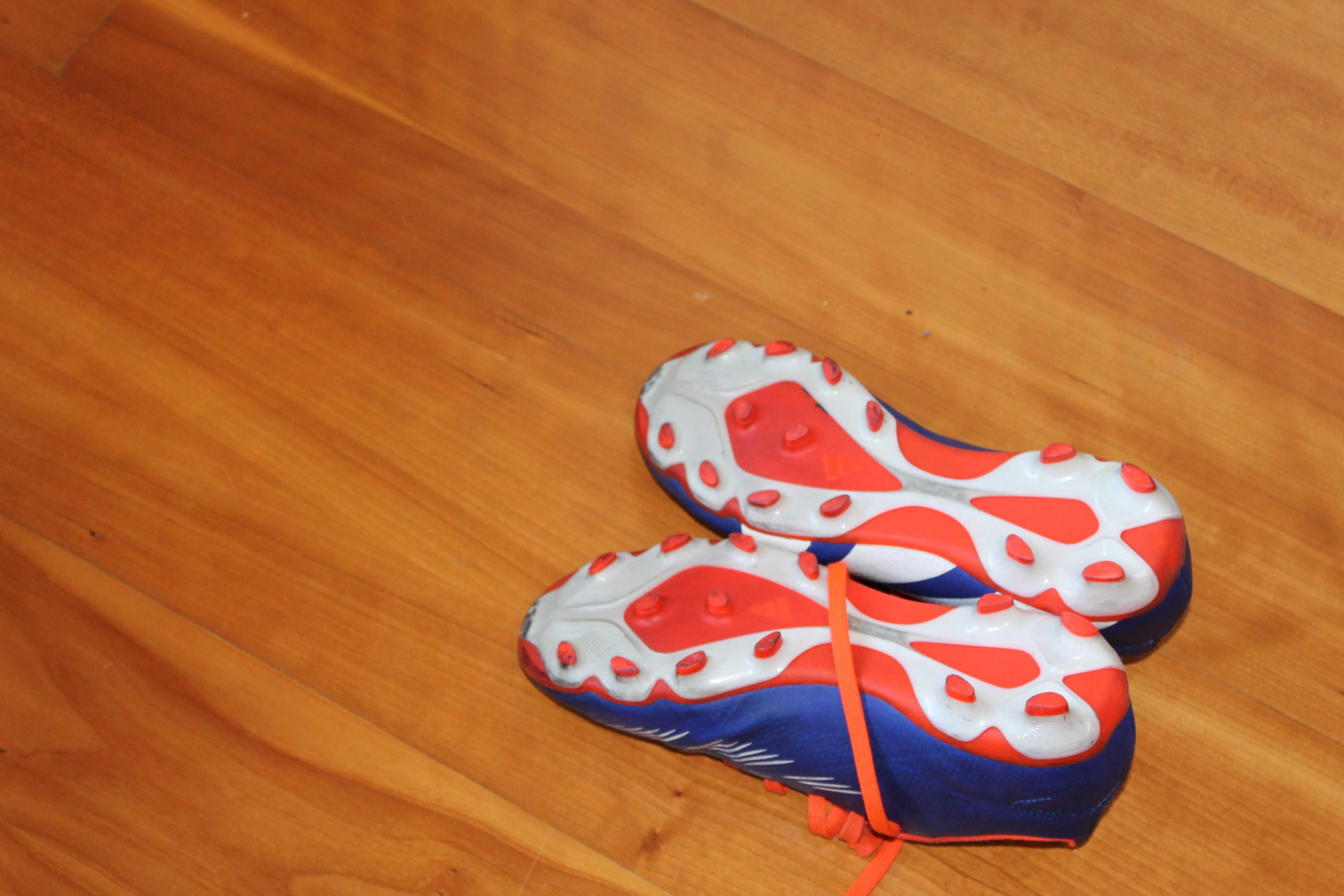 Chuteiras Adidas Predator nº 36