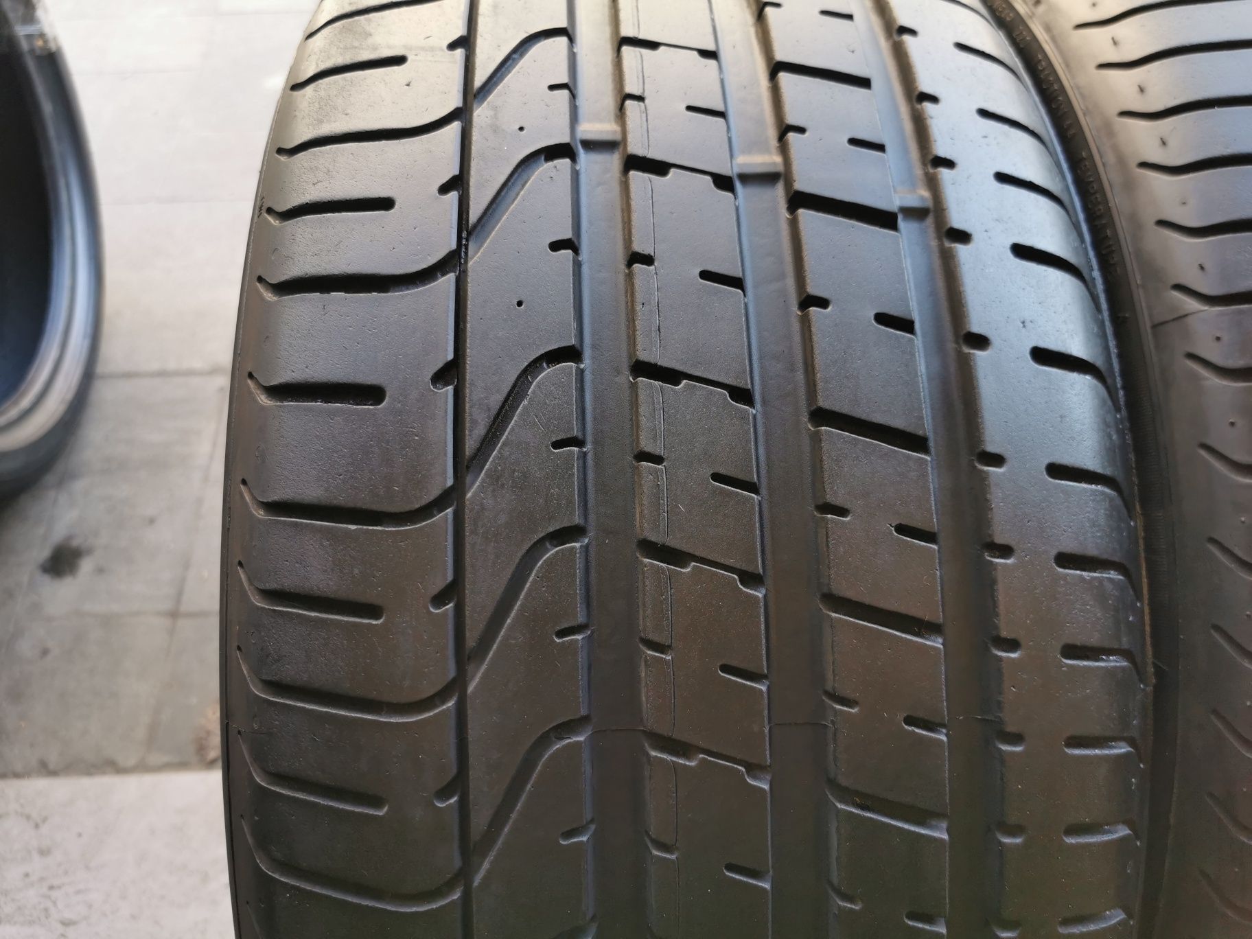 Одна шина 265/35 R20 Pirelli Pzero