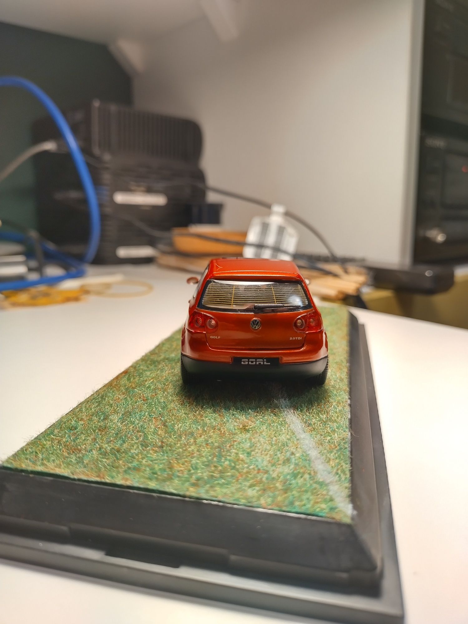 Volkswagen VW Golf V 3D (03–08) 1:43 Schuco