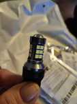 Żarówka LED samochodowa 2PCS 7440 biała.