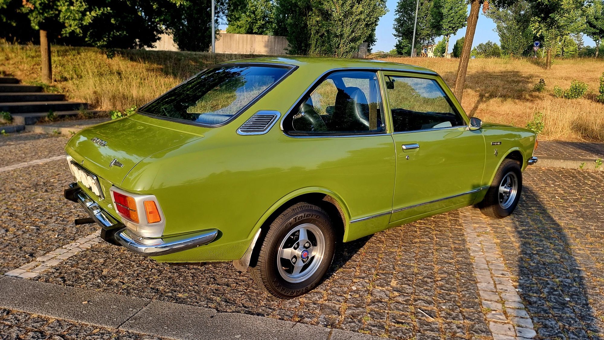 Toyota Corolla 1200 ke20