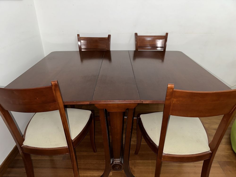 Mesa “móveis Castro”