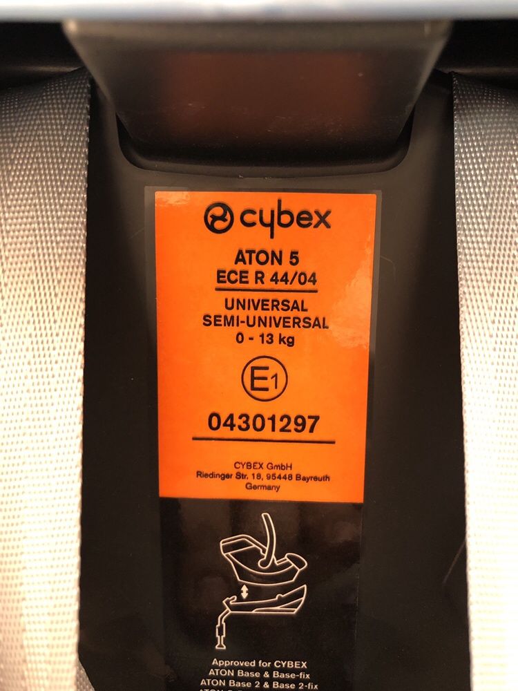 Fotelik samochodowy Cybex Anton 5 plus adaptery do wózka. Super stan