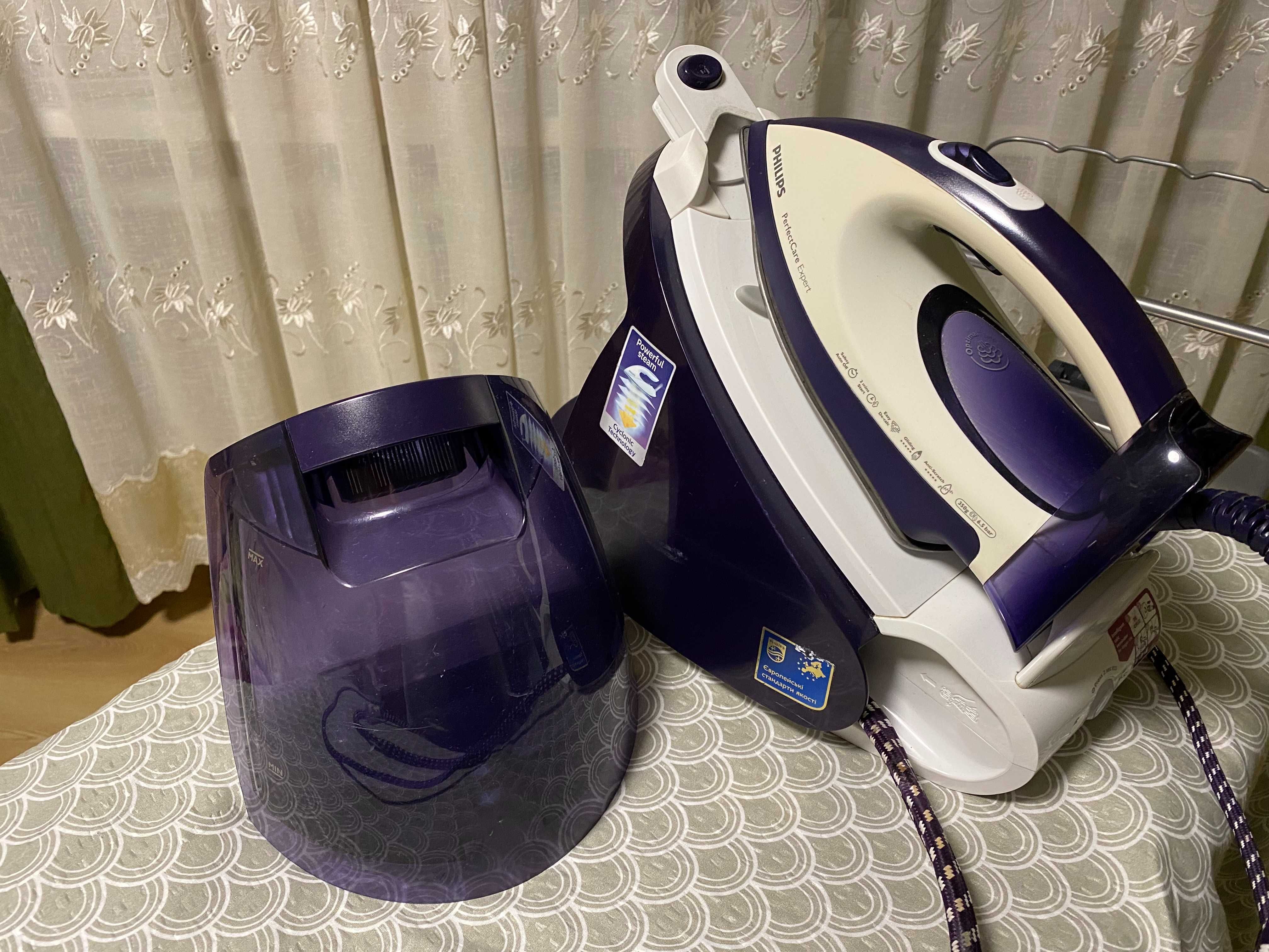 Утюг Philips NL9206AD-4