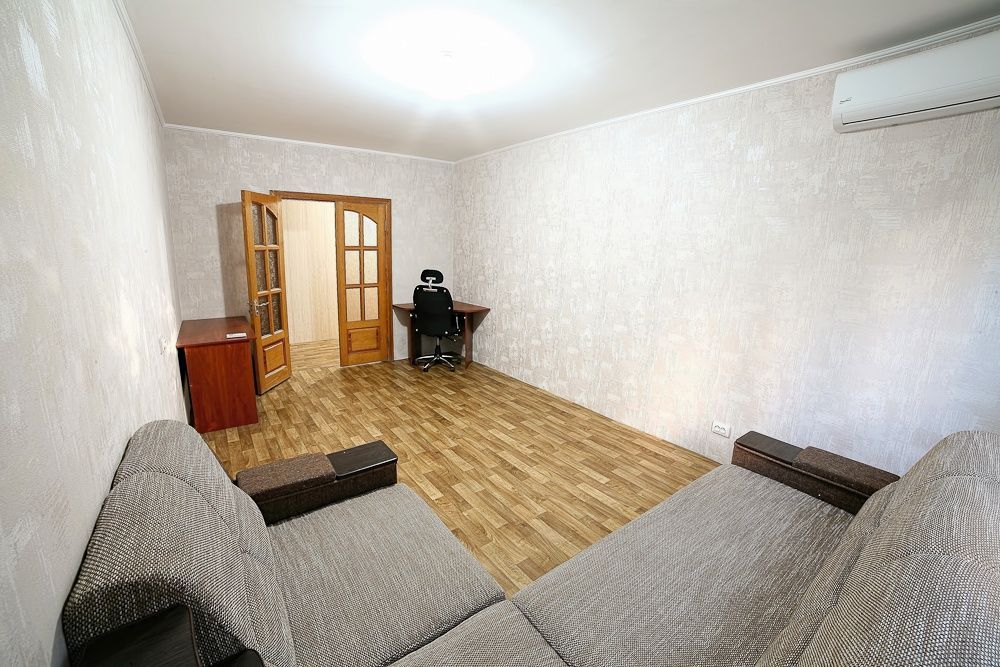 Квартира в Южном, 4-отдельных комнаты, ул. Приморская 19. Вид на море.
