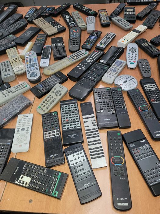 Telecomandes control