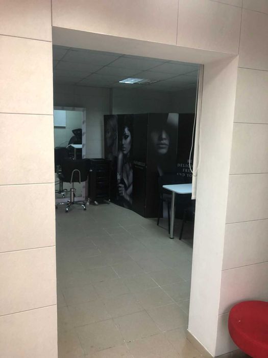 Приміщення салону краси по вул. Перемоги