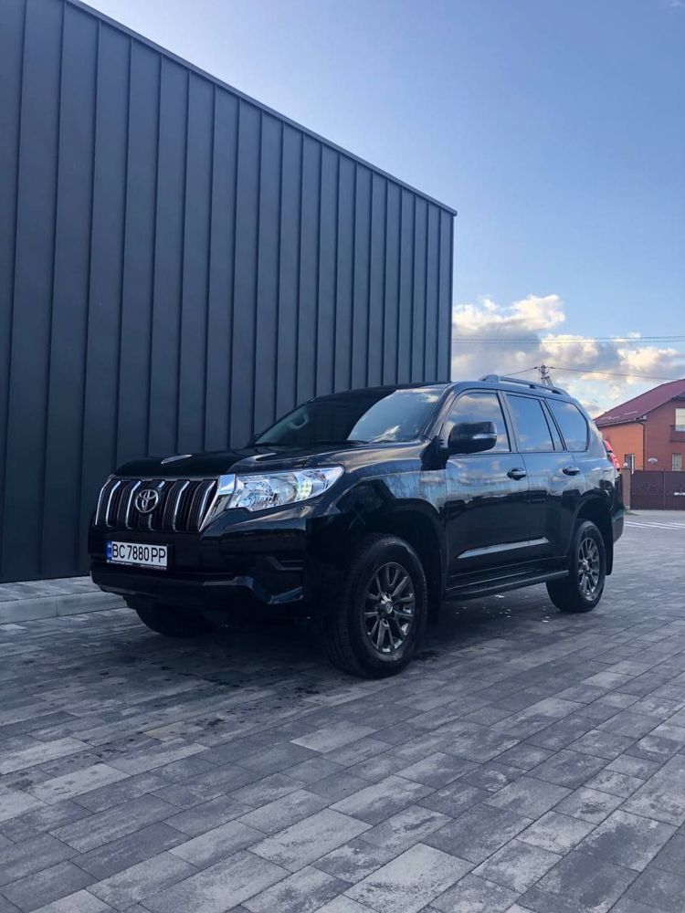 Оренда Toyota Land Cruisers Prado 2023