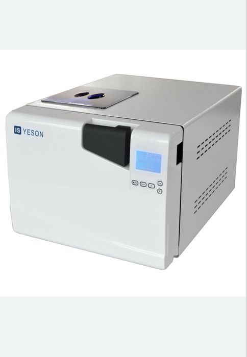 Autoklaw do sterylizacji narzędzi.