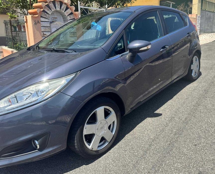 Ford fiesta 2014 econômico