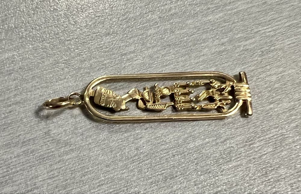 Złoto 750,zawieszka starożytny Egipt