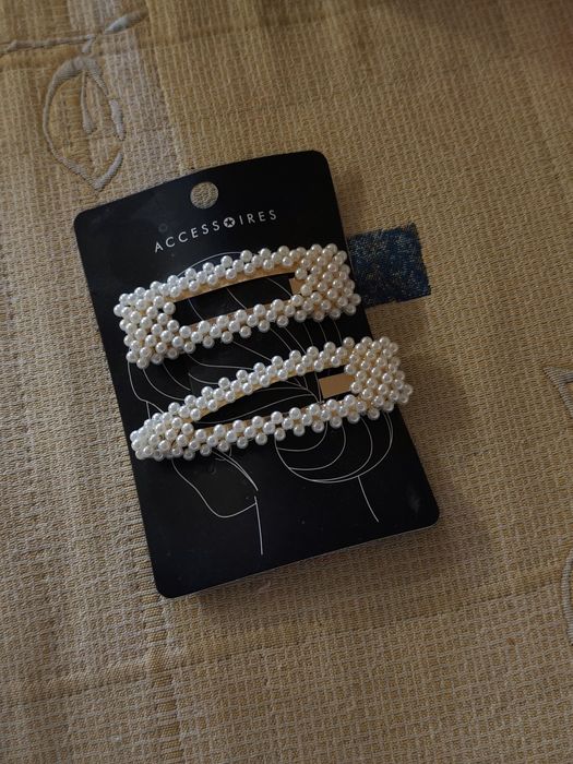 Нові прикраси для волосся Accessoires
