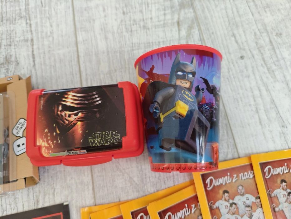 Zestaw dla chłopca kubek zawieszki naklejki piłkarze