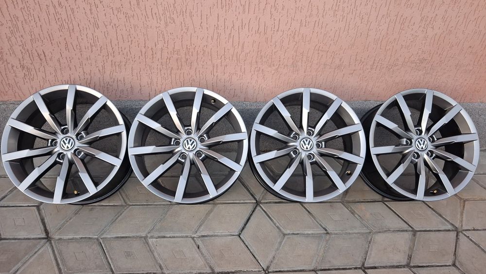 Оригінальні диски титани VW Passat B8 Arteon r-line 5/112R18 MONTEREY
