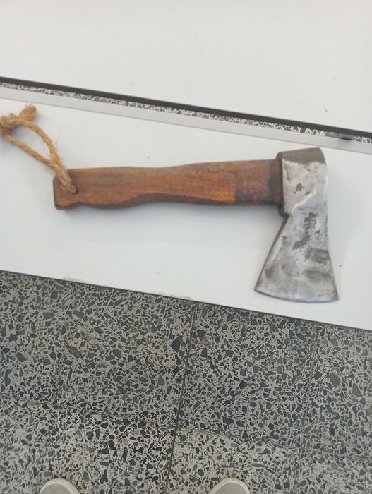 Machado antigo com gravação