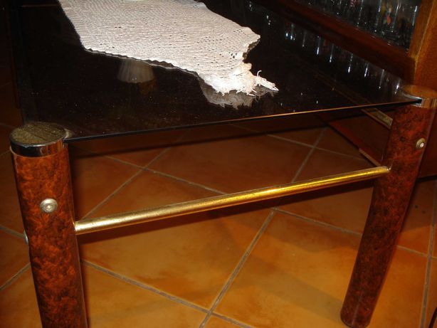 mesa de sala com vidro