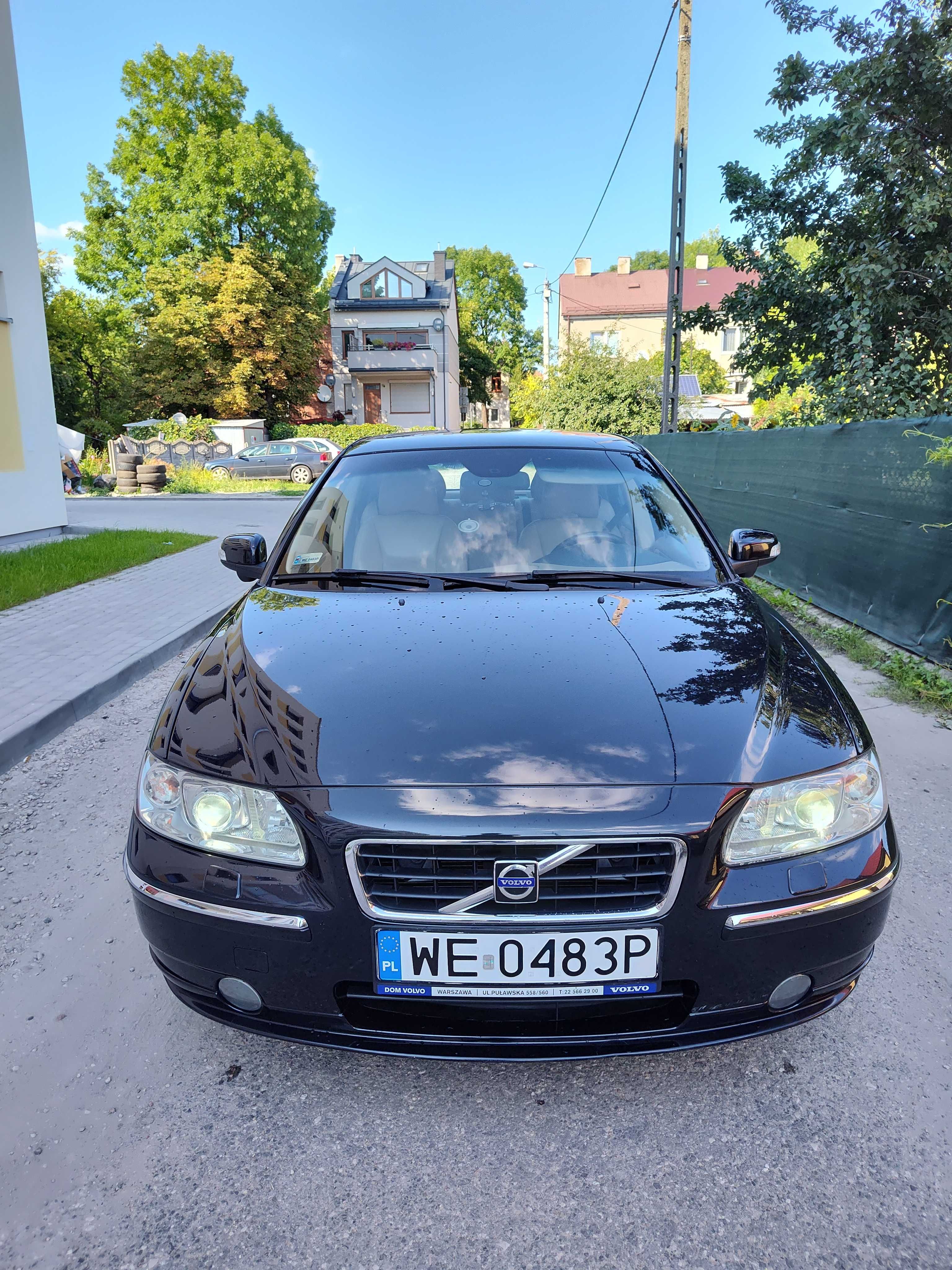 samochód osobowy Volvo S 60 ben,gaz