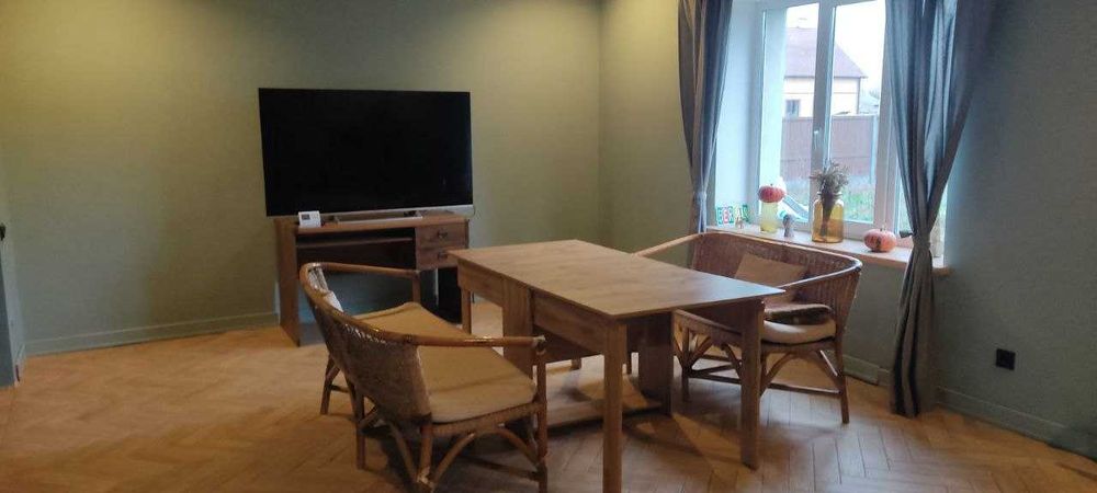 Сдам 2эт/ДОМ(Новый.Обжитый)ЕВРОРЕМОНТ. Все удобс.Теп.Полы. Меб+Техника