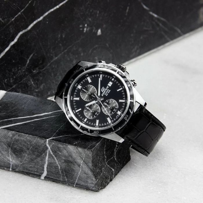 Zegarek Męski Casio Edifice Chronograph  Efr-526L-1Av  + Box