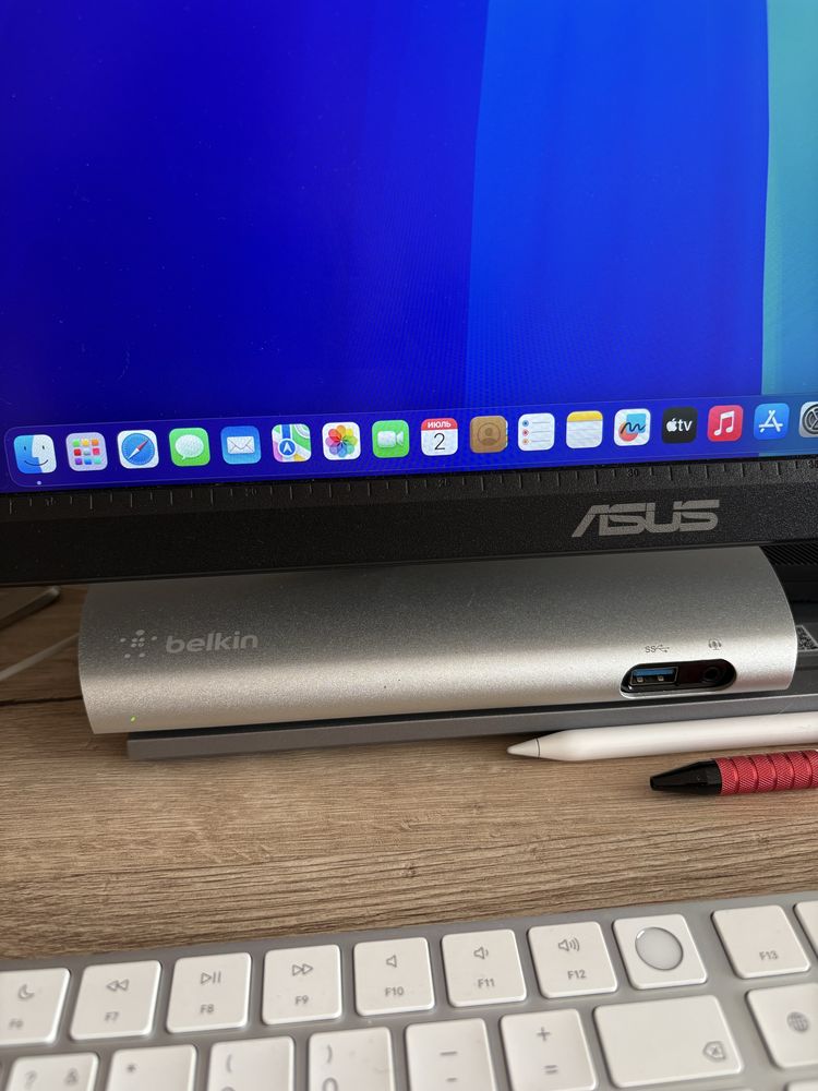 Док Станция Thunderbolt 3, Belkin F4U095