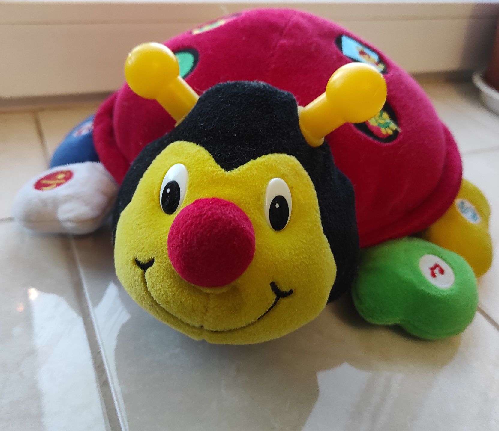 Продам интерактивную игрушку божья коровка