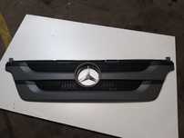 Grill, Atrapa nowa Mercedes Axor
