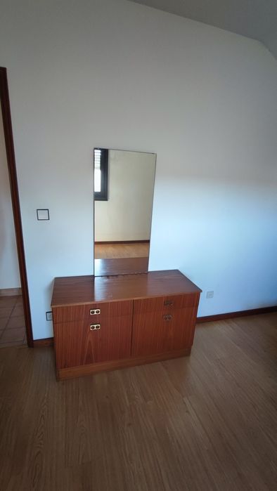 Mobília completa de quarto de extrema qualidade excelente