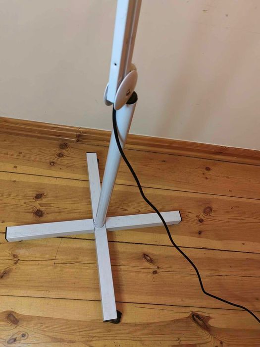 Lampa kosmetyczna biała