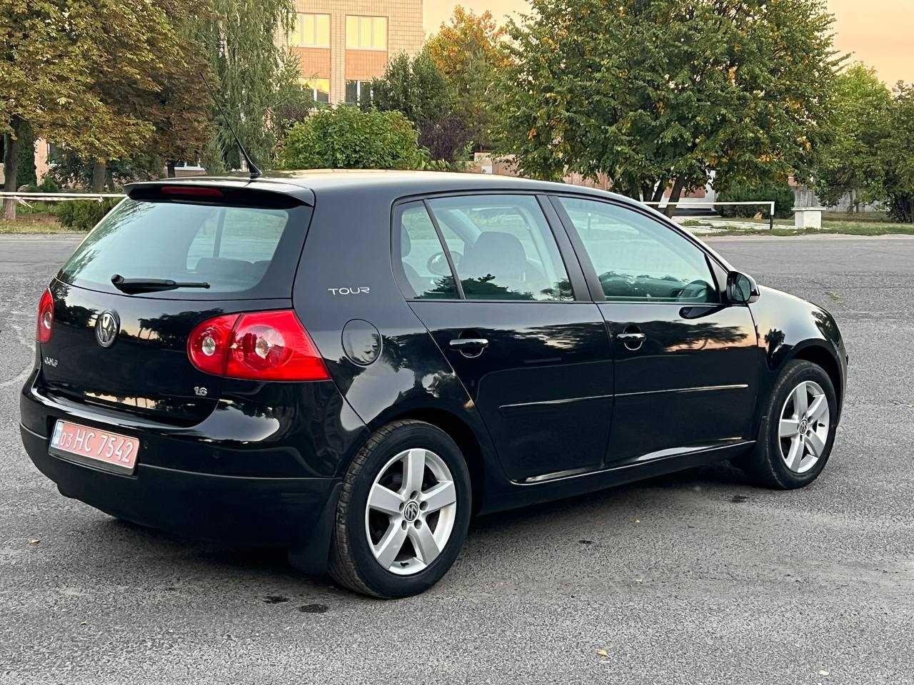 Volkswagen Golf 5 2008 р.в. в комплектації Tour 1.6 MPI
